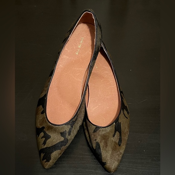 All Black Jungle Ballet Flats - Picture 13 of 14